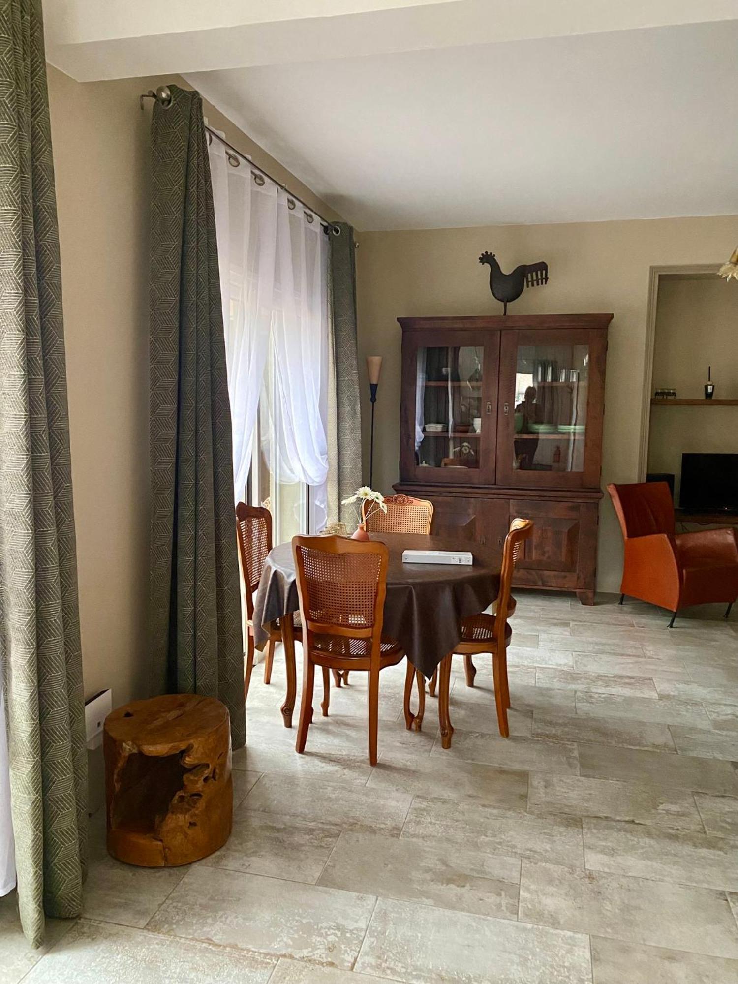 Ginestas Maison Du Midi, 2 Gites De Charme מראה חיצוני תמונה